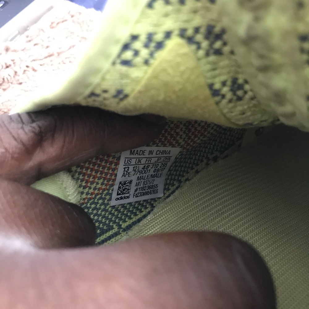 Yeezy boost 350 v2 Semi frozen yellow(Goat) - Picture 5 of 8